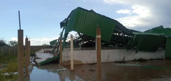 Matina: Colégio construído dentro de lagoa desaba após chuvas, obra custou 4,5 milhões