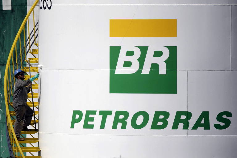 Petrobras aumenta preço do combustível de avião em mais de 18%